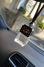 Load image into Gallery viewer, Black Car Freshener / Diffuser